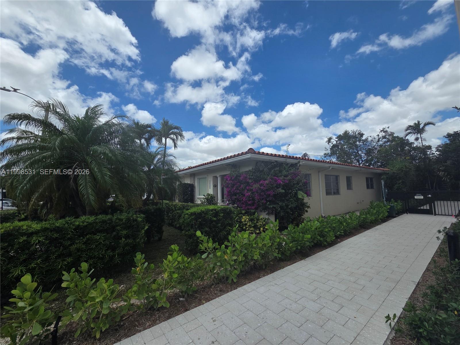 CORAL GABLES CRAFTS SEC - Residential