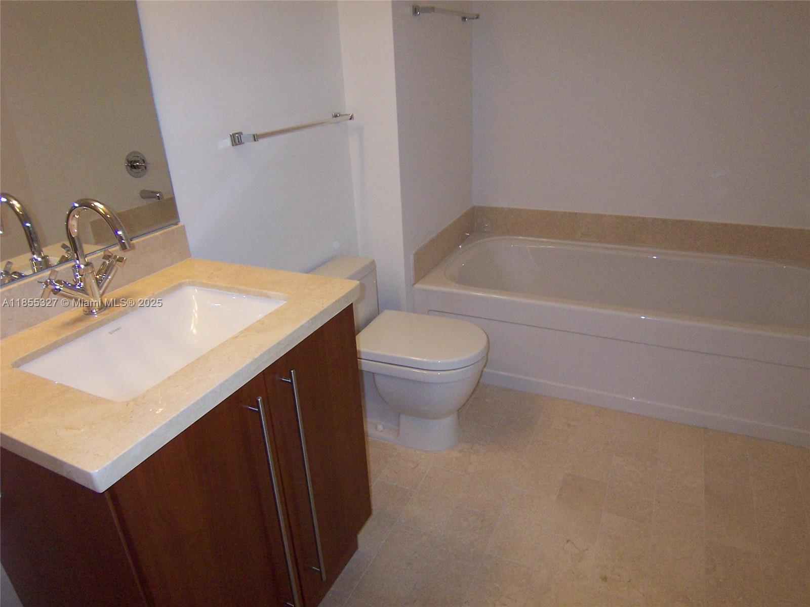 THE AXIS ON BRICKELL II C - Residential Lease