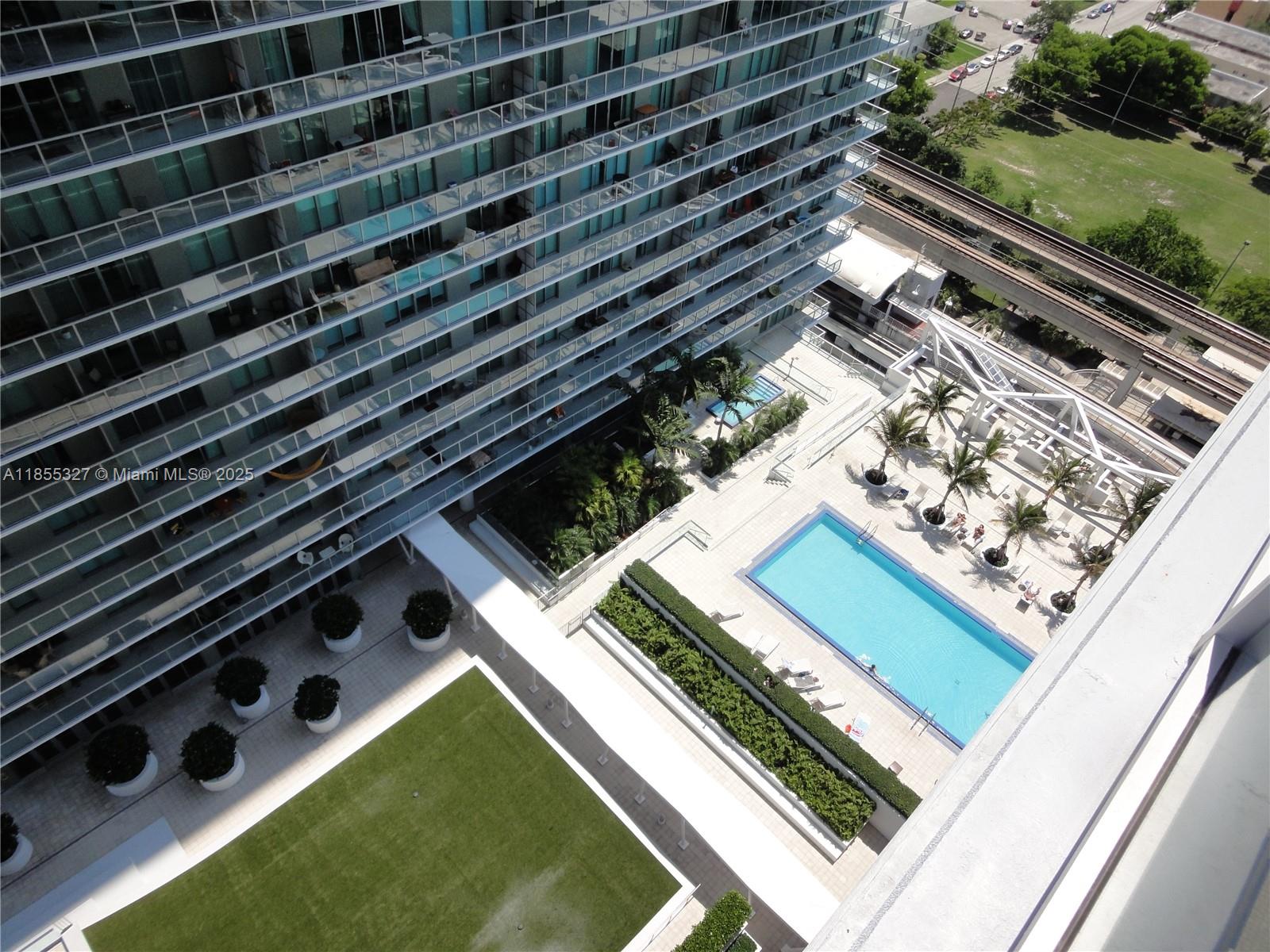 THE AXIS ON BRICKELL II C - Residential Lease
