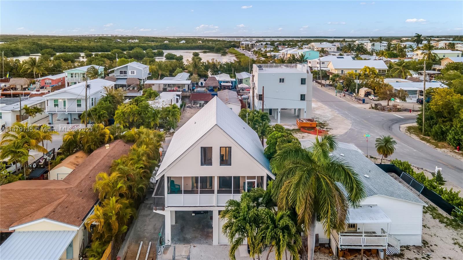 SEXTON COVES ESTATES - Residential