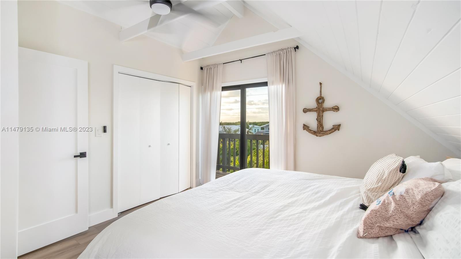 SEXTON COVES ESTATES - Residential