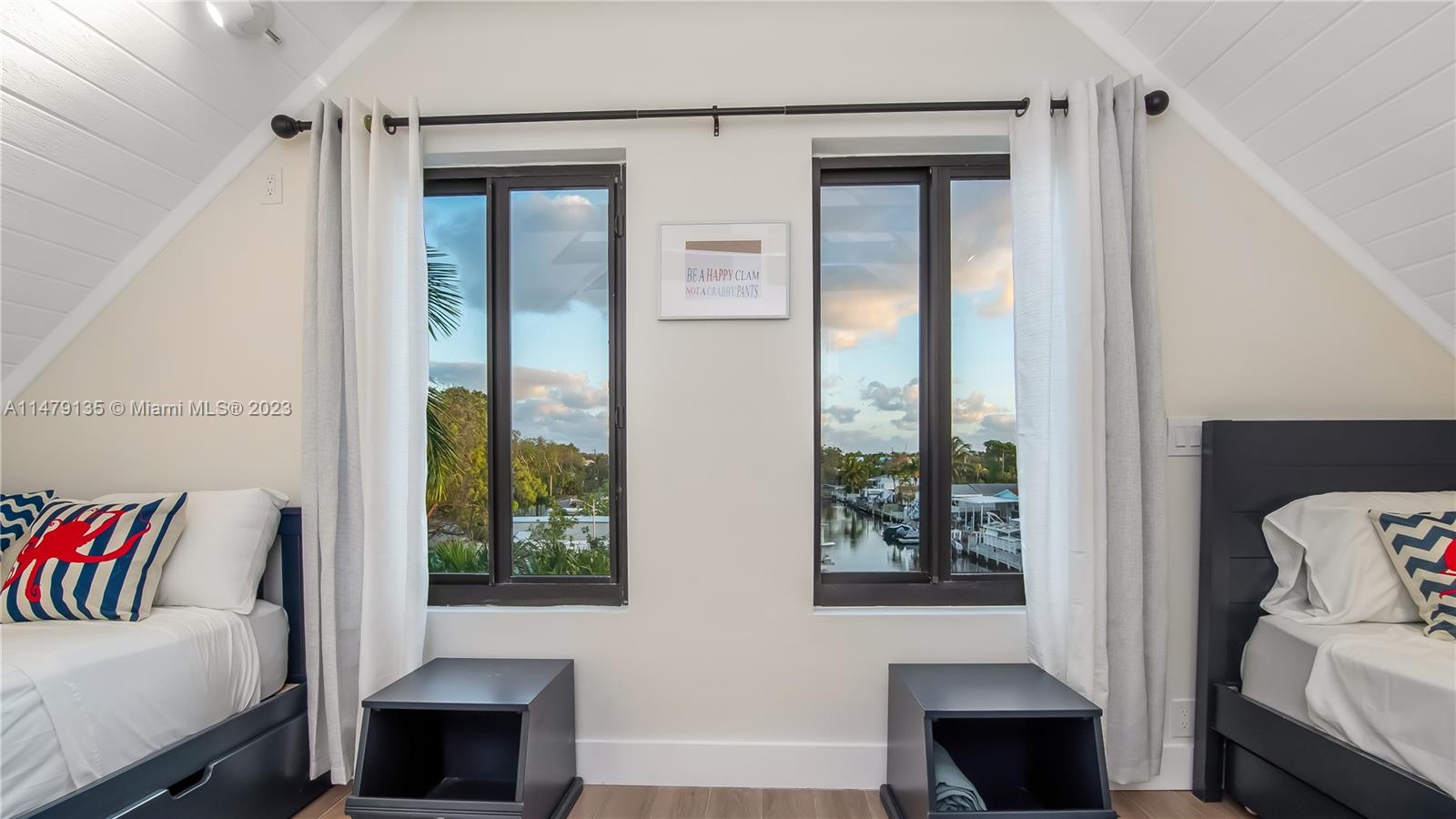 SEXTON COVES ESTATES - Residential