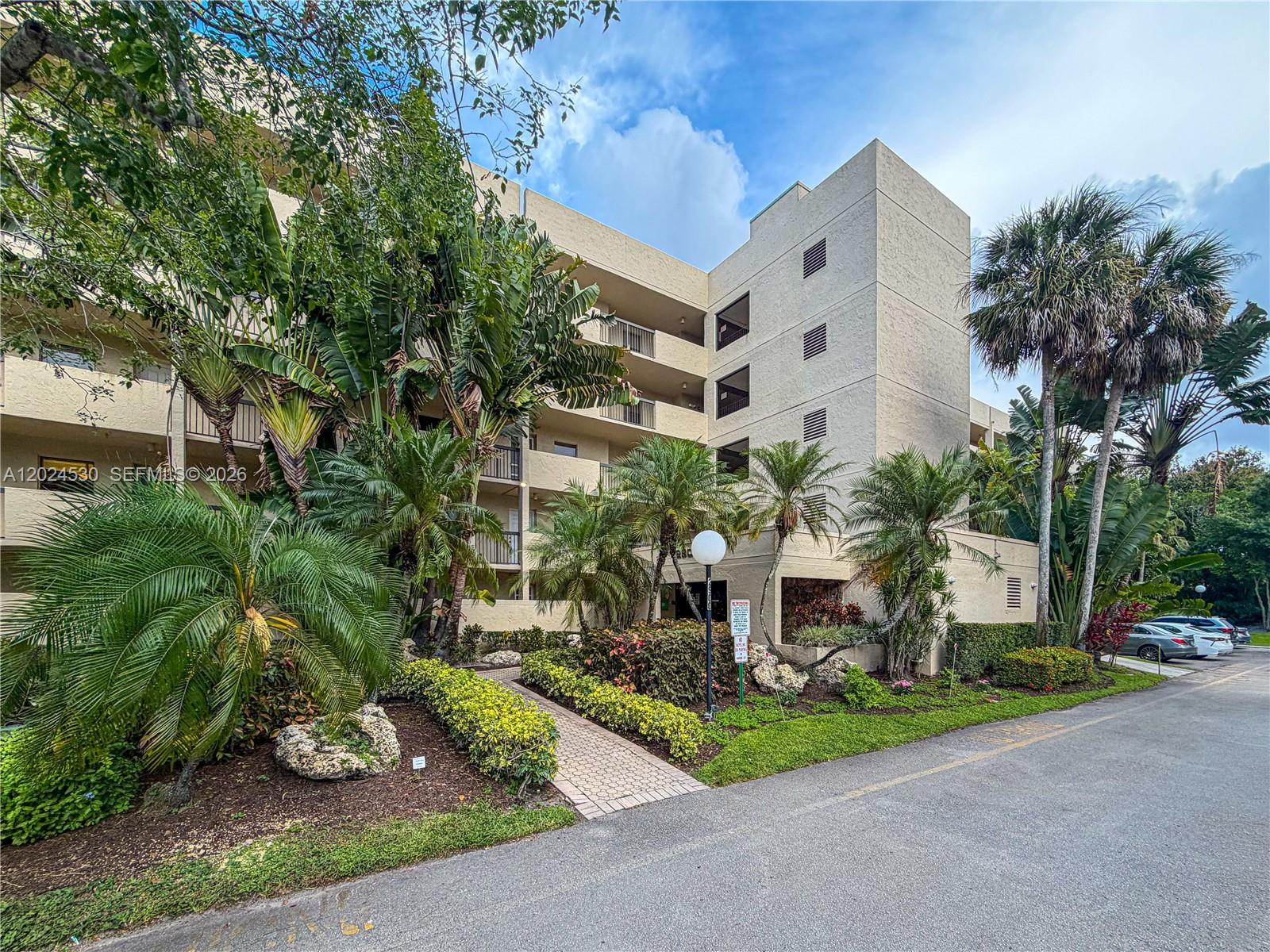 TRADEWINDS A CONDO - Residential