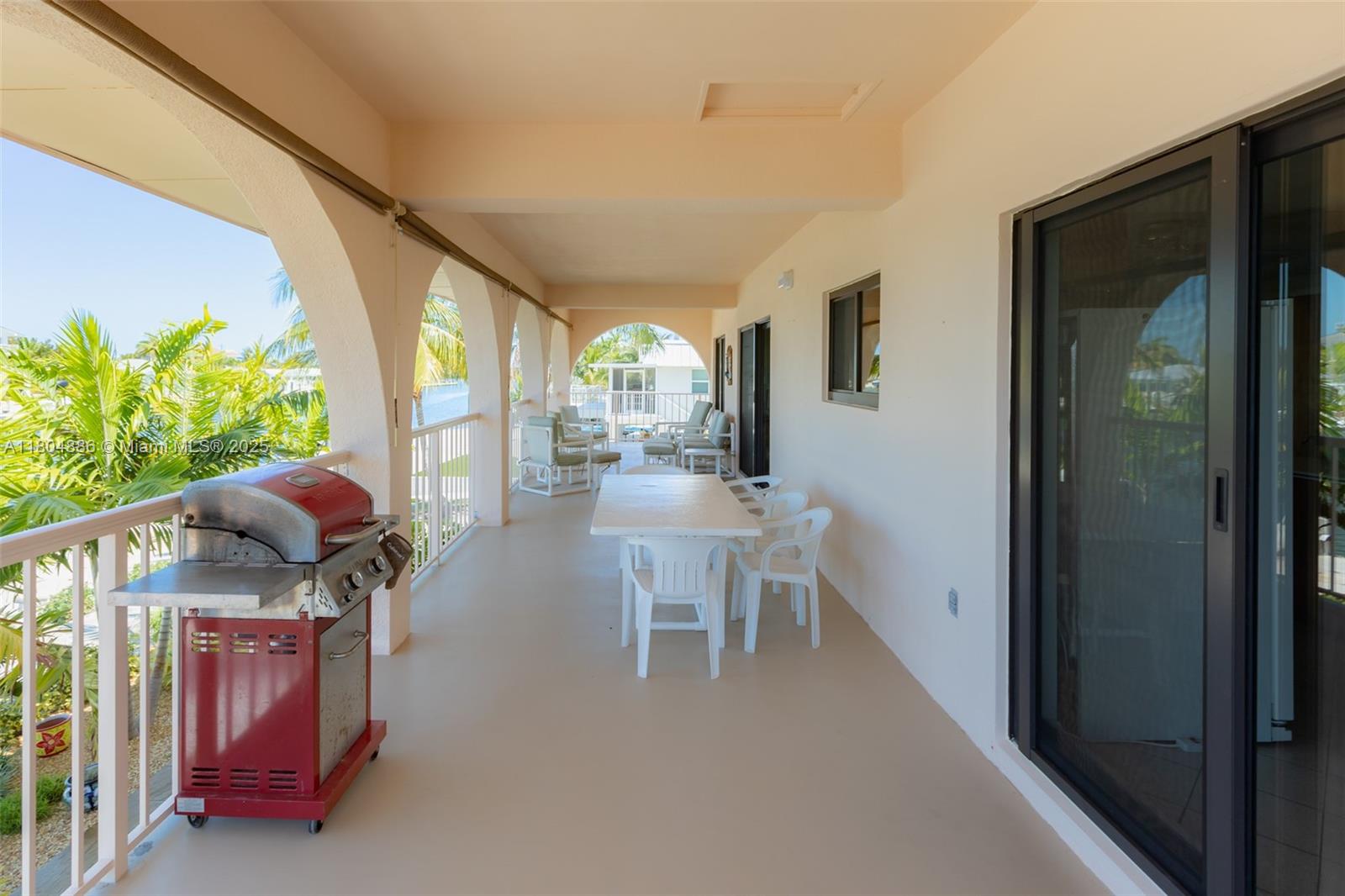 Coco Plum Beach - Residential