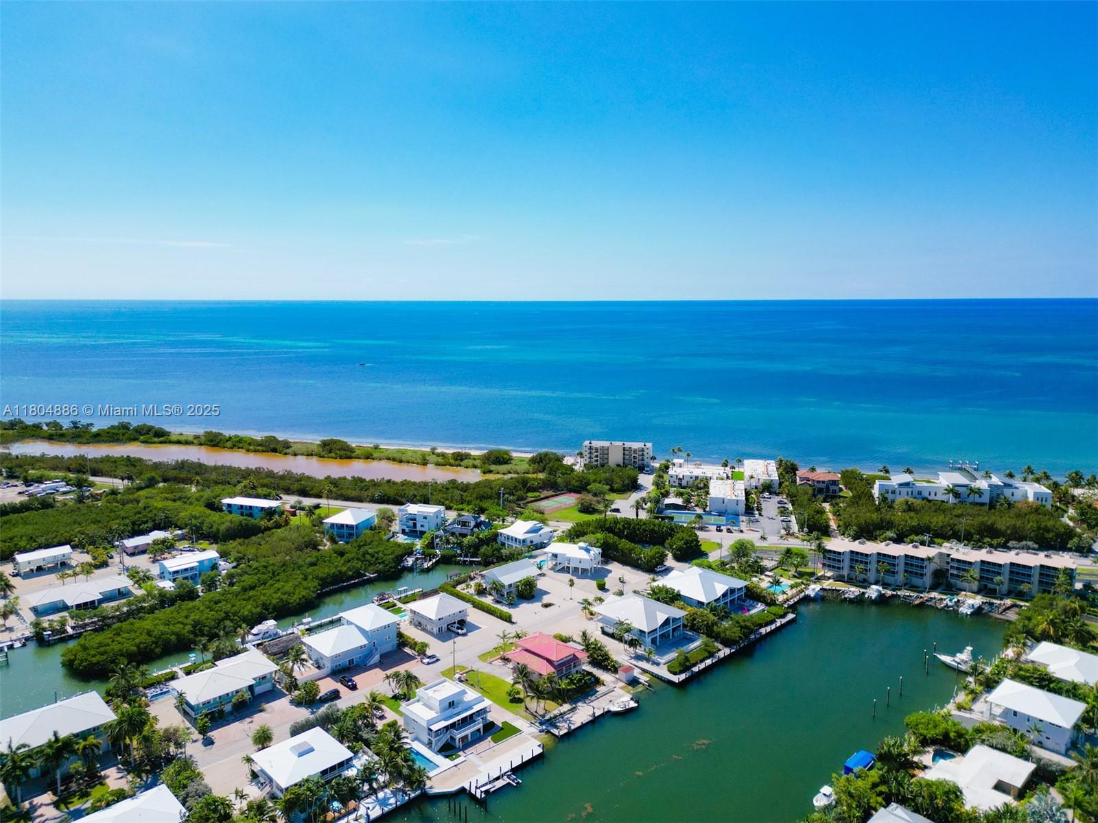 Coco Plum Beach - Residential