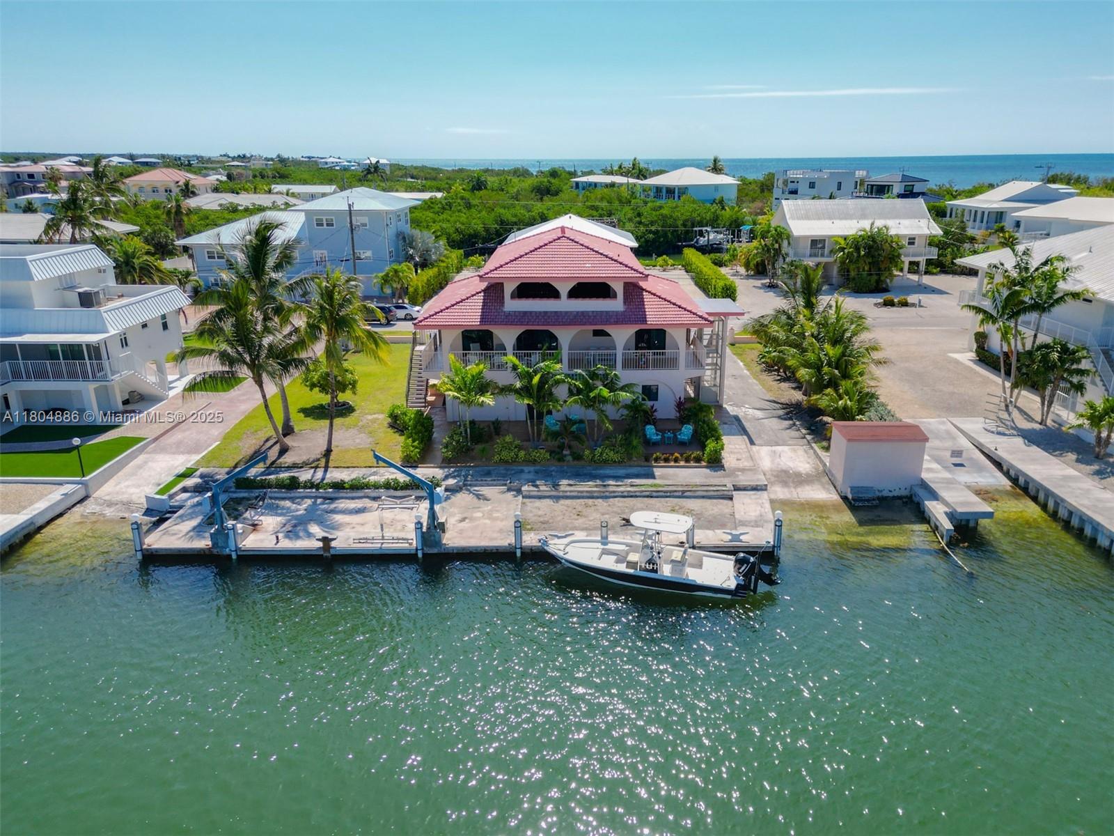 Coco Plum Beach - Residential
