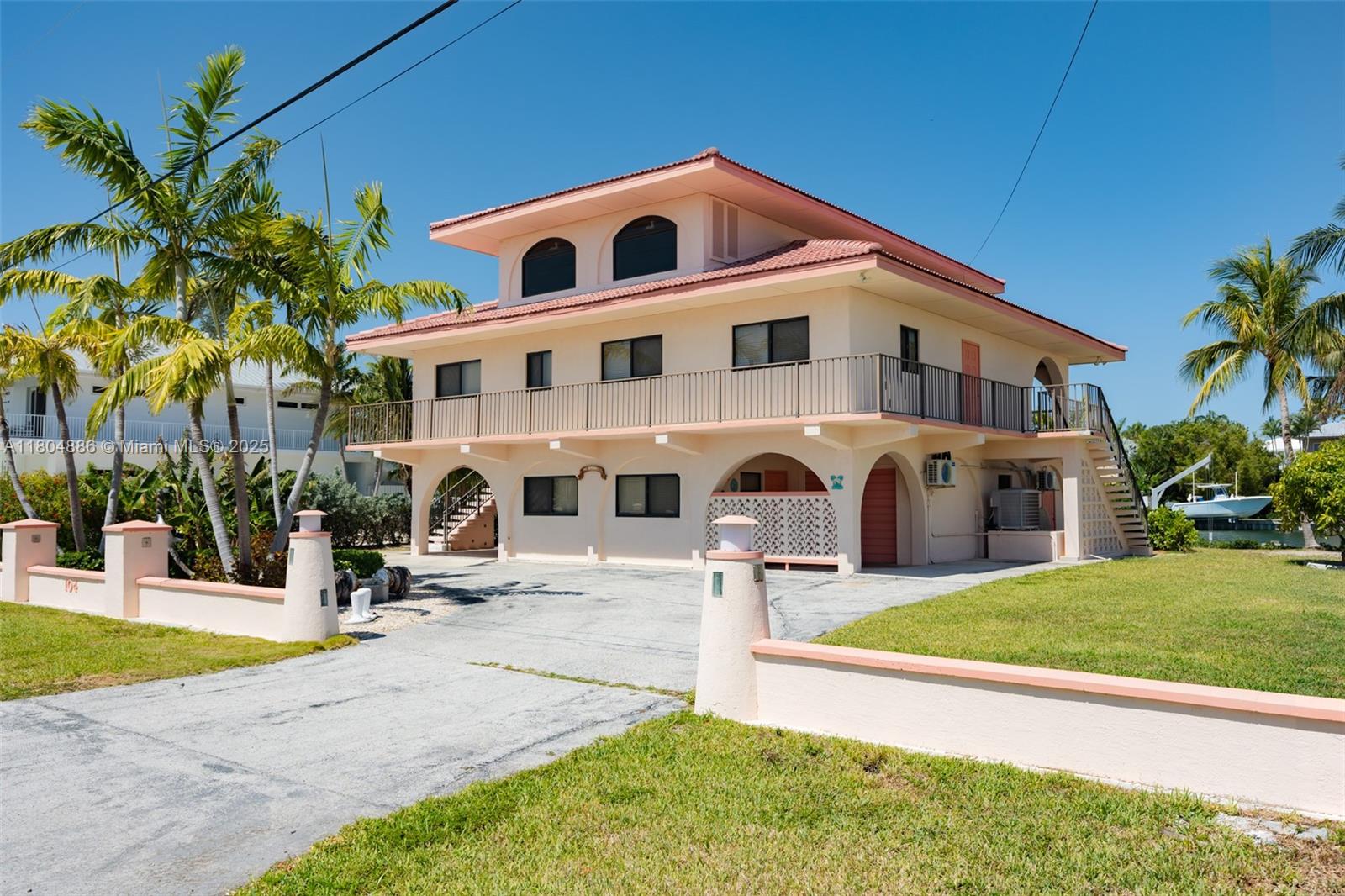 Coco Plum Beach - Residential