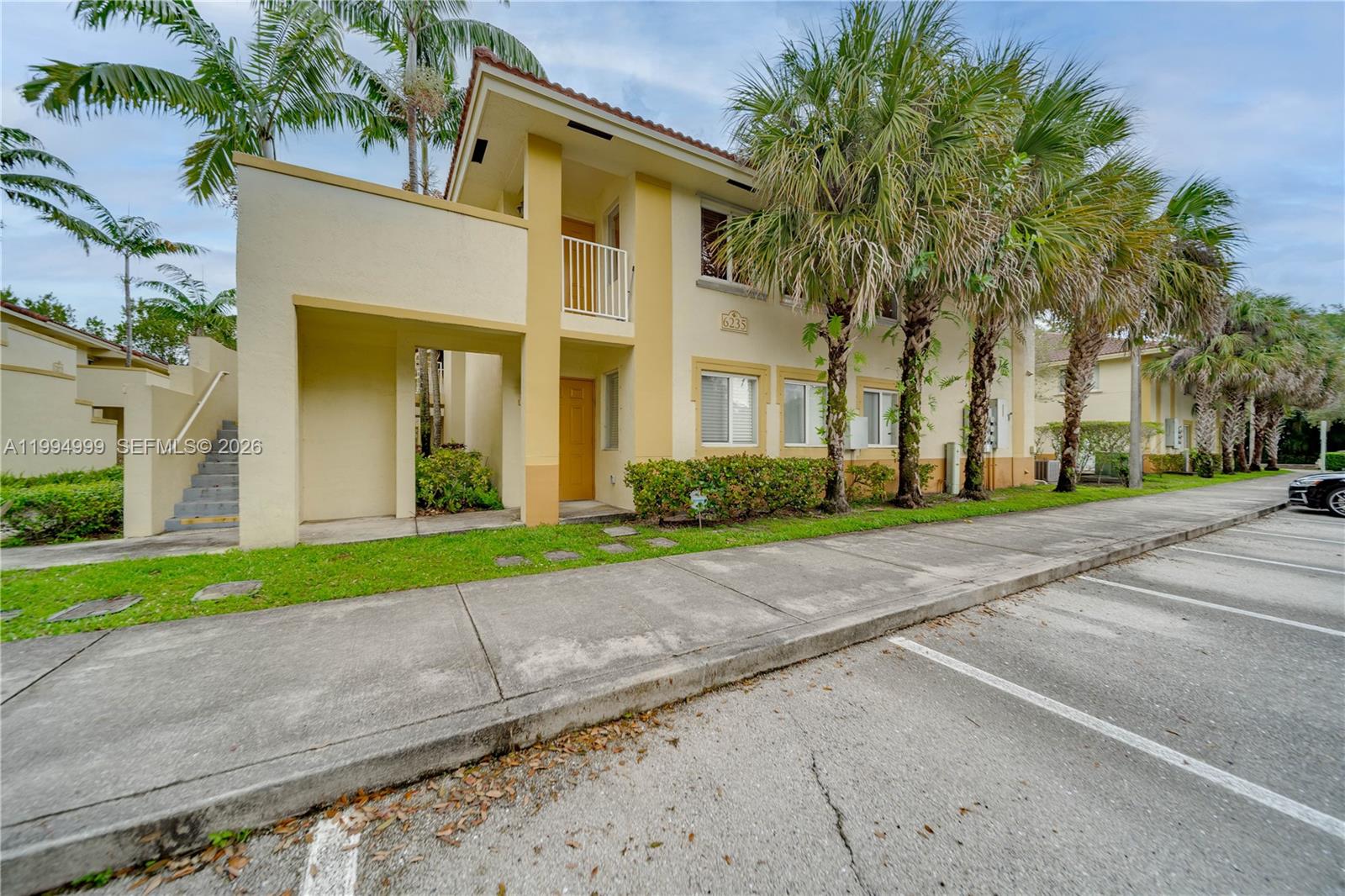 JASMINE LAKES II CONDO - Residential Lease