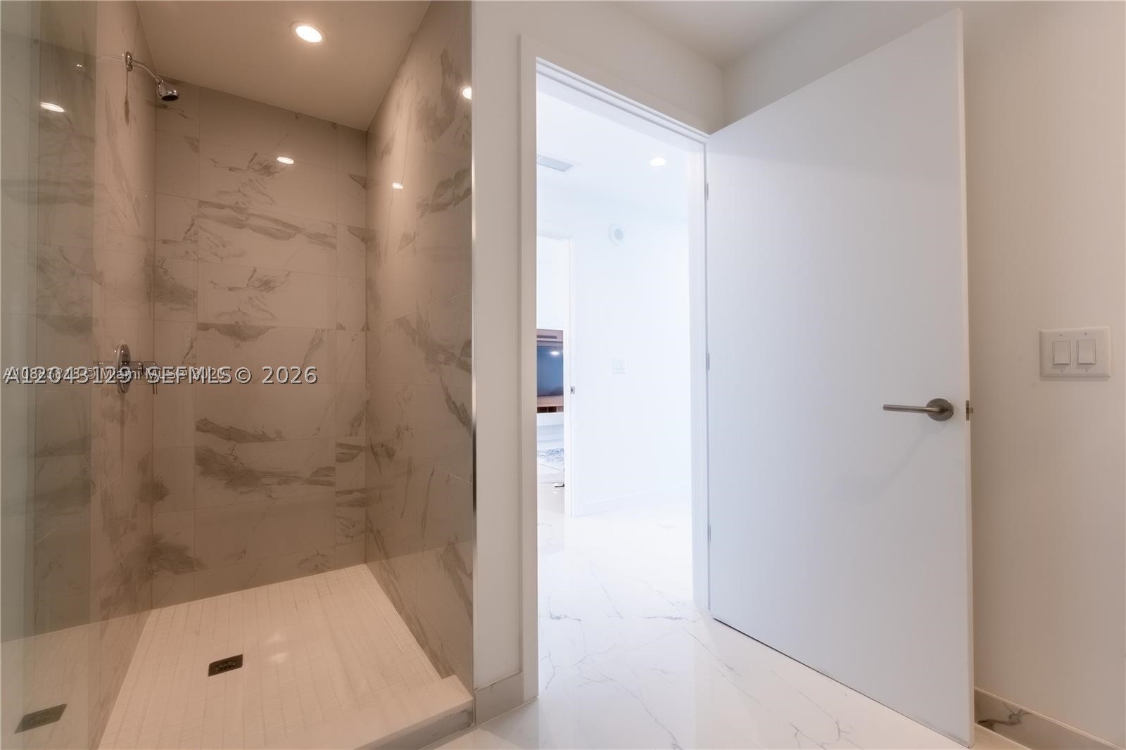 PARAMOUNT MIAMI WORLDCENT - Residential