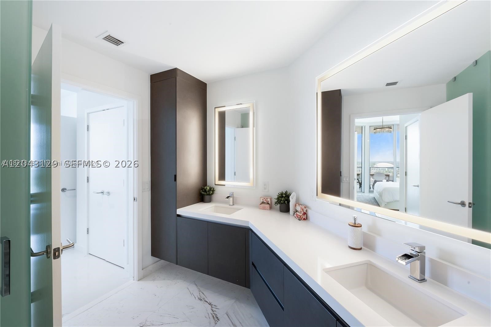 PARAMOUNT MIAMI WORLDCENT - Residential