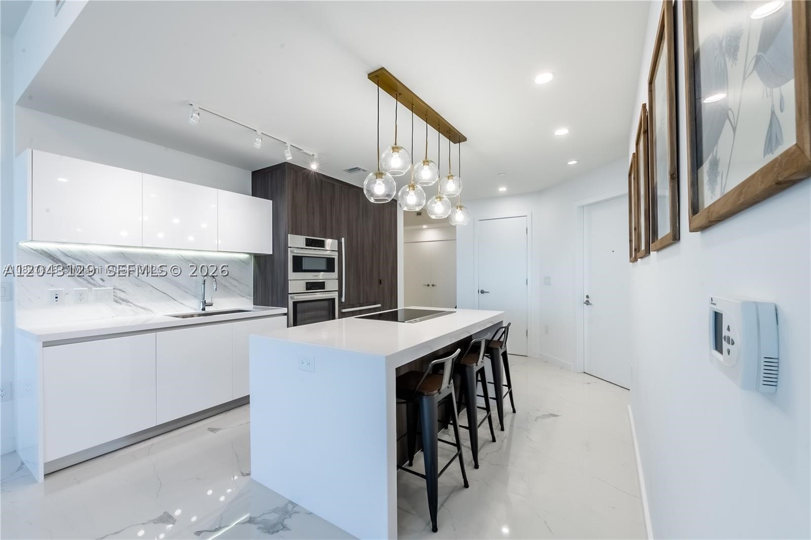 PARAMOUNT MIAMI WORLDCENT - Residential