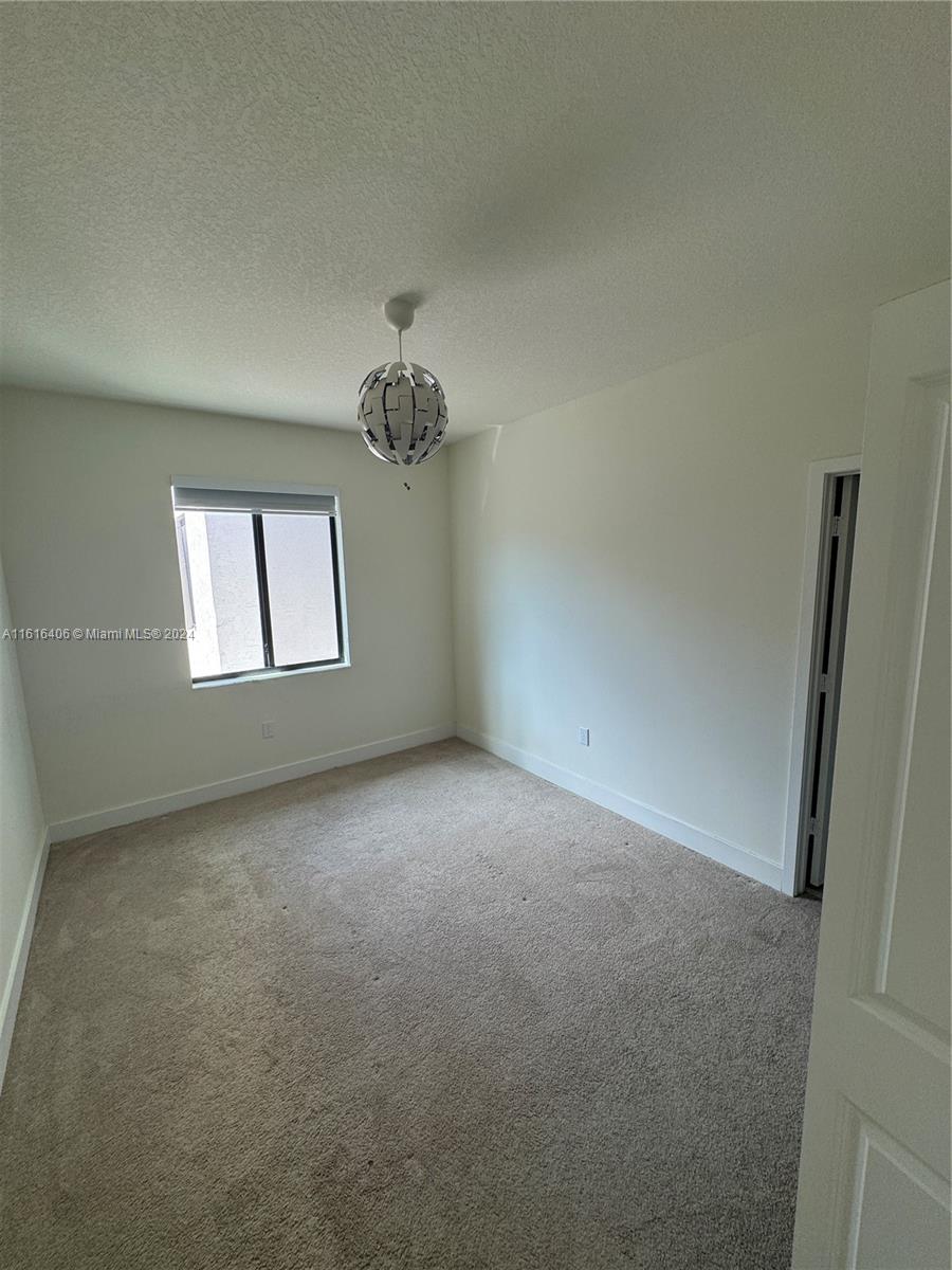 DOWNTOWN DORAL SOUTH PHAS - Residential Lease