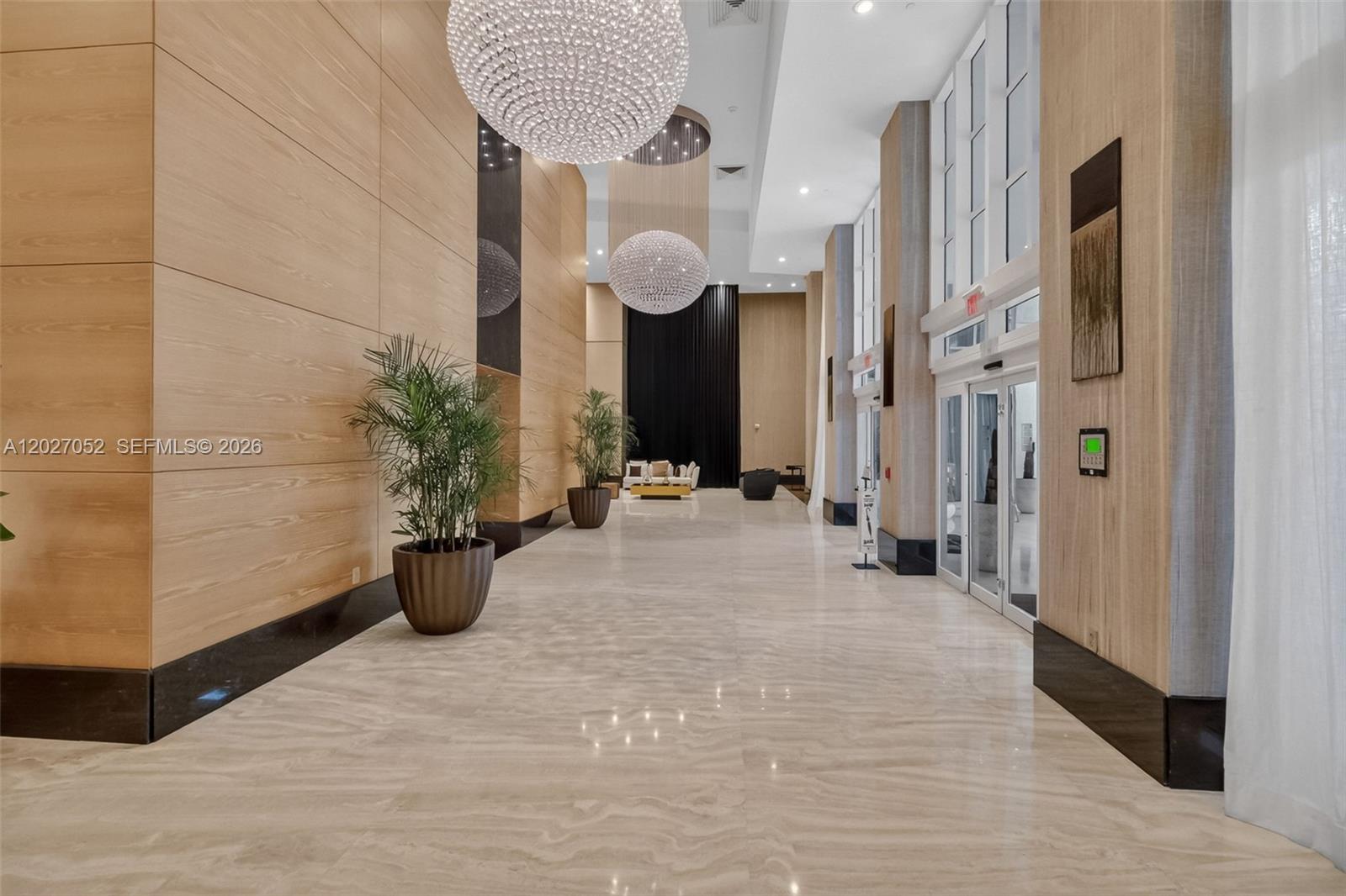 THE PLAZA 851 BRICKELL CO - Residential