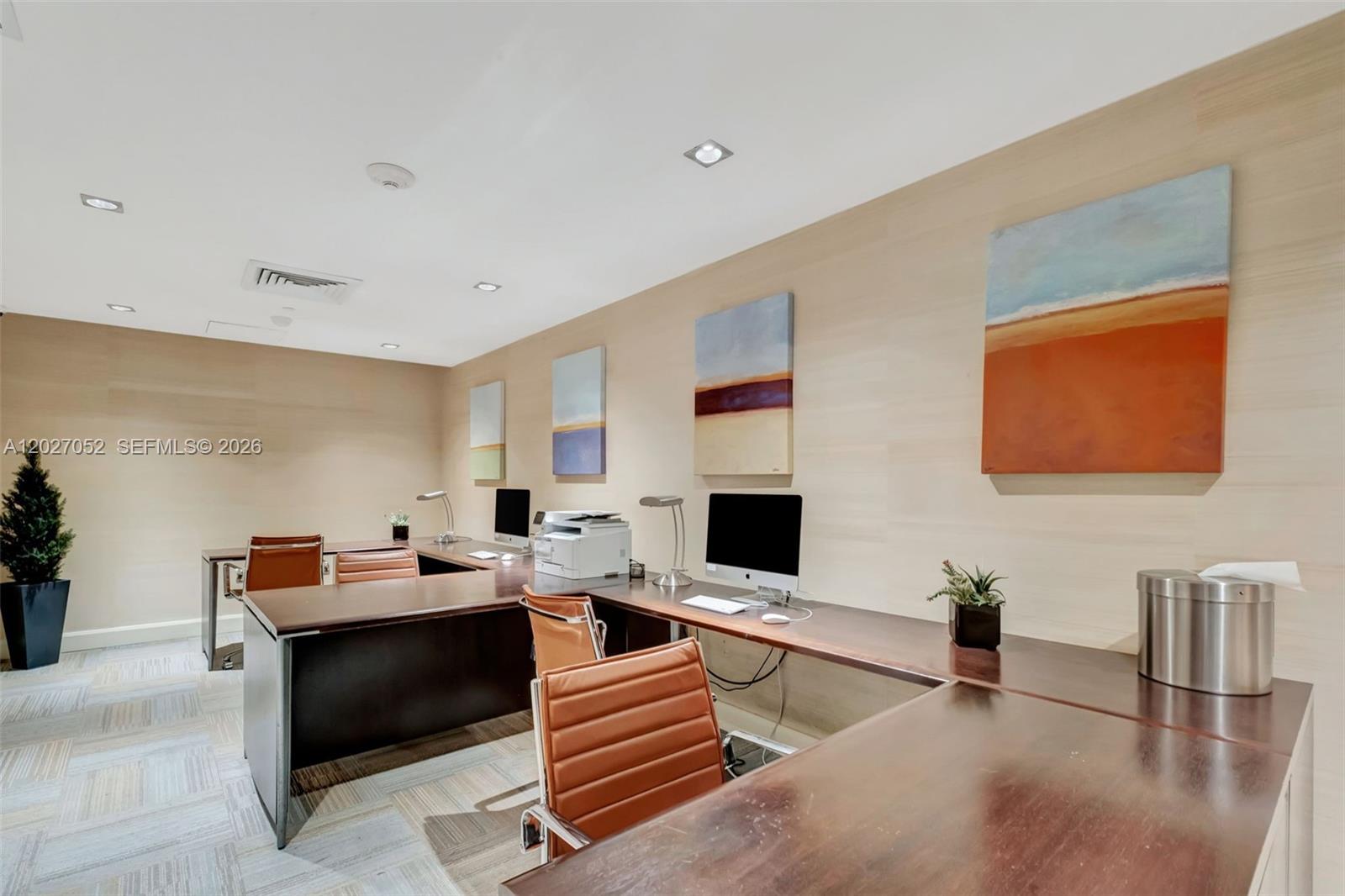 THE PLAZA 851 BRICKELL CO - Residential