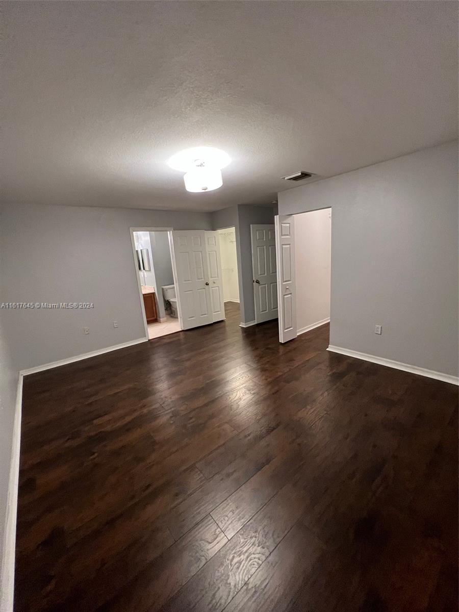 SILVER FALLS - Residential Lease