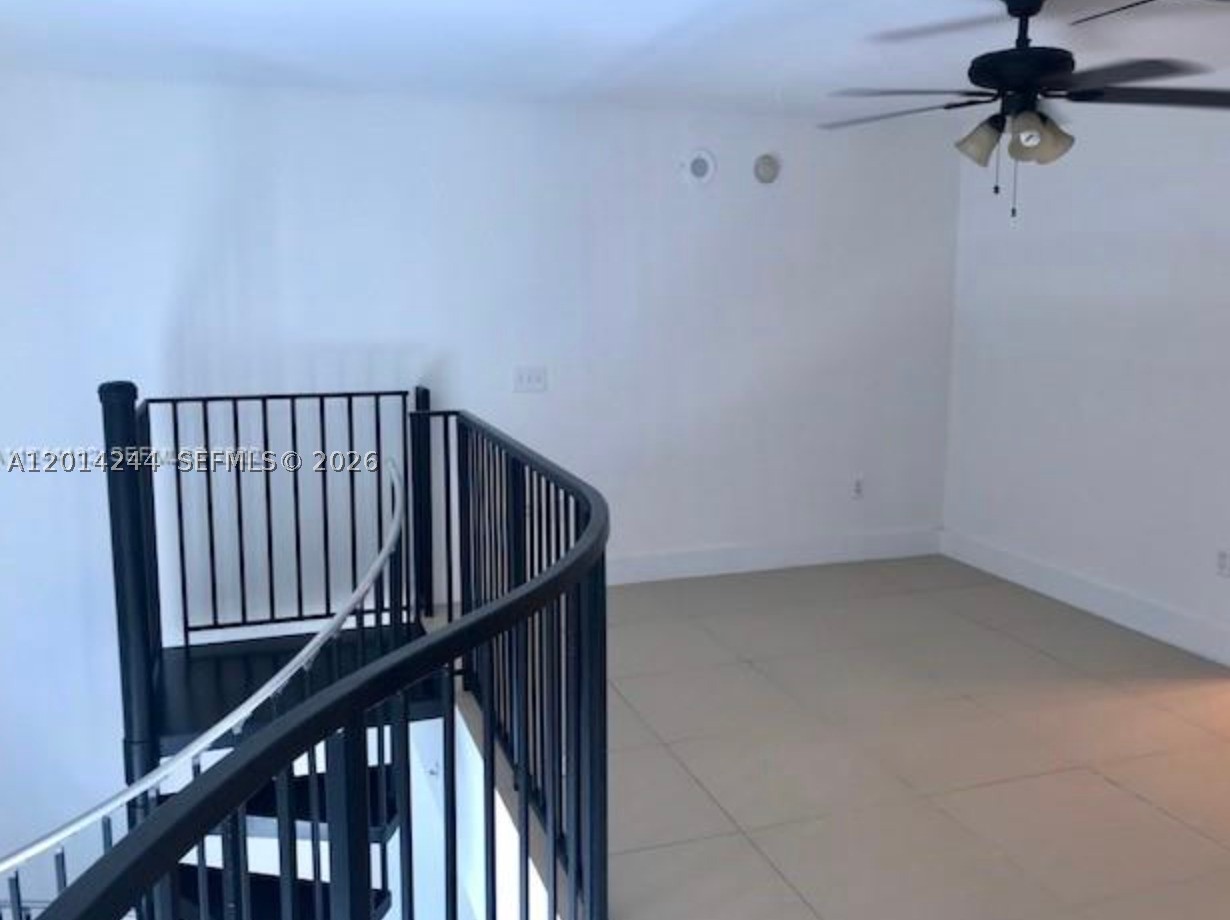 MET 1 CONDO - Residential