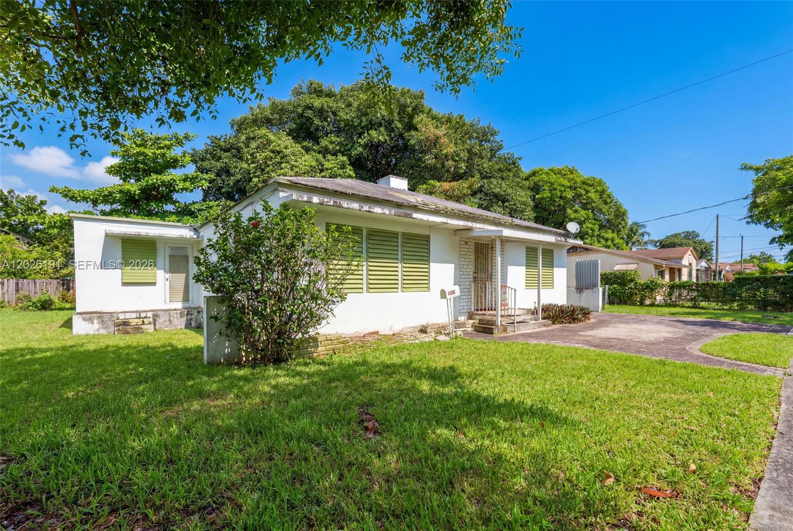 N MIAMI ESTATES - Residential