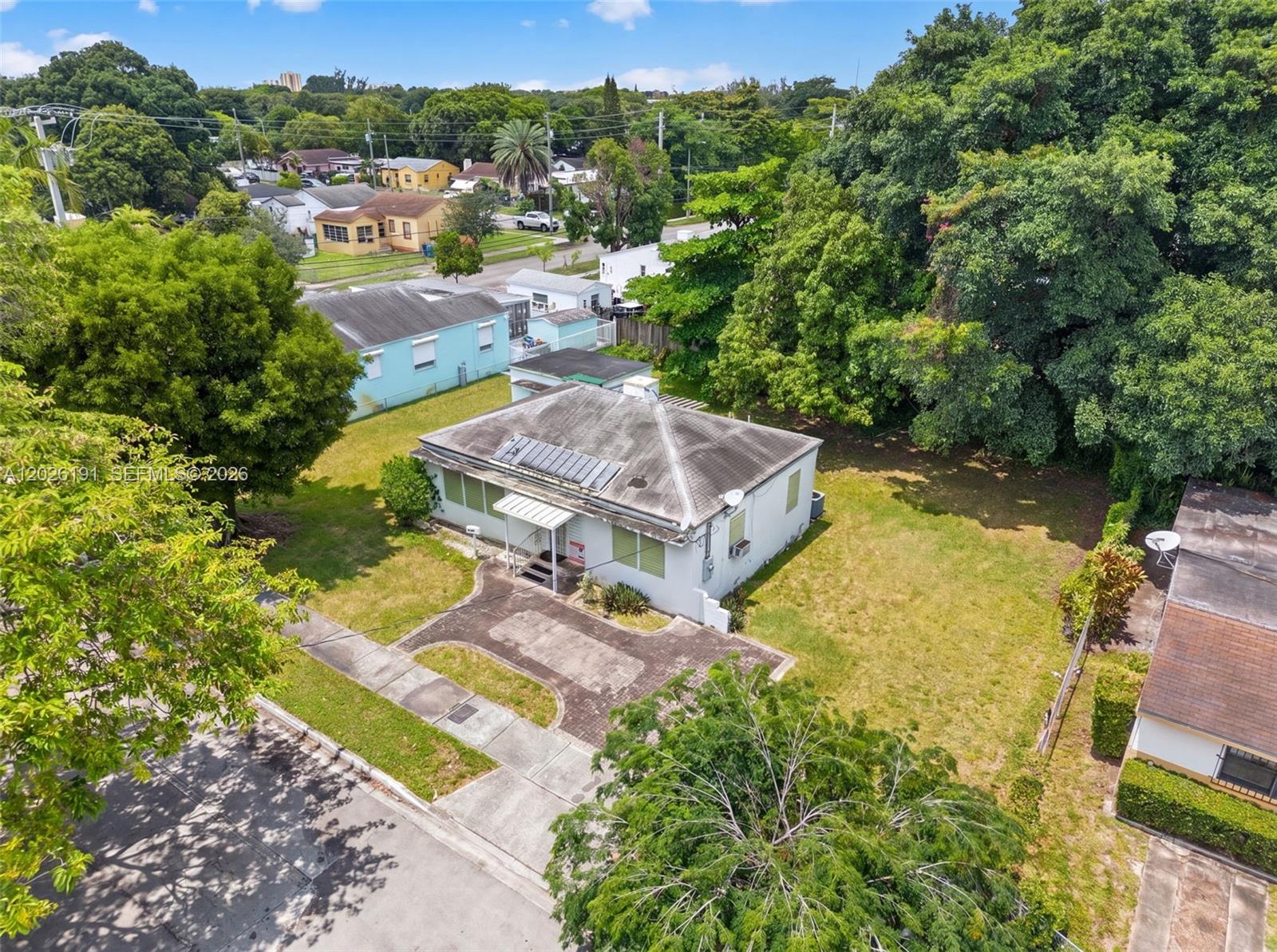 N MIAMI ESTATES - Residential