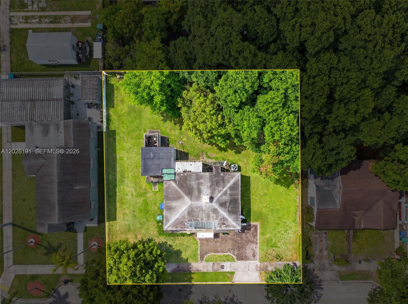 N MIAMI ESTATES - Residential