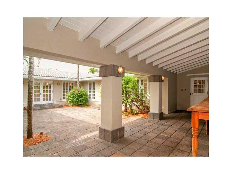 BAY HARBOR ISLAND - Residential