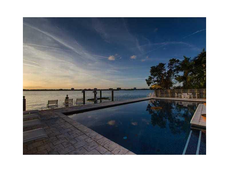 BAY HARBOR ISLAND - Residential