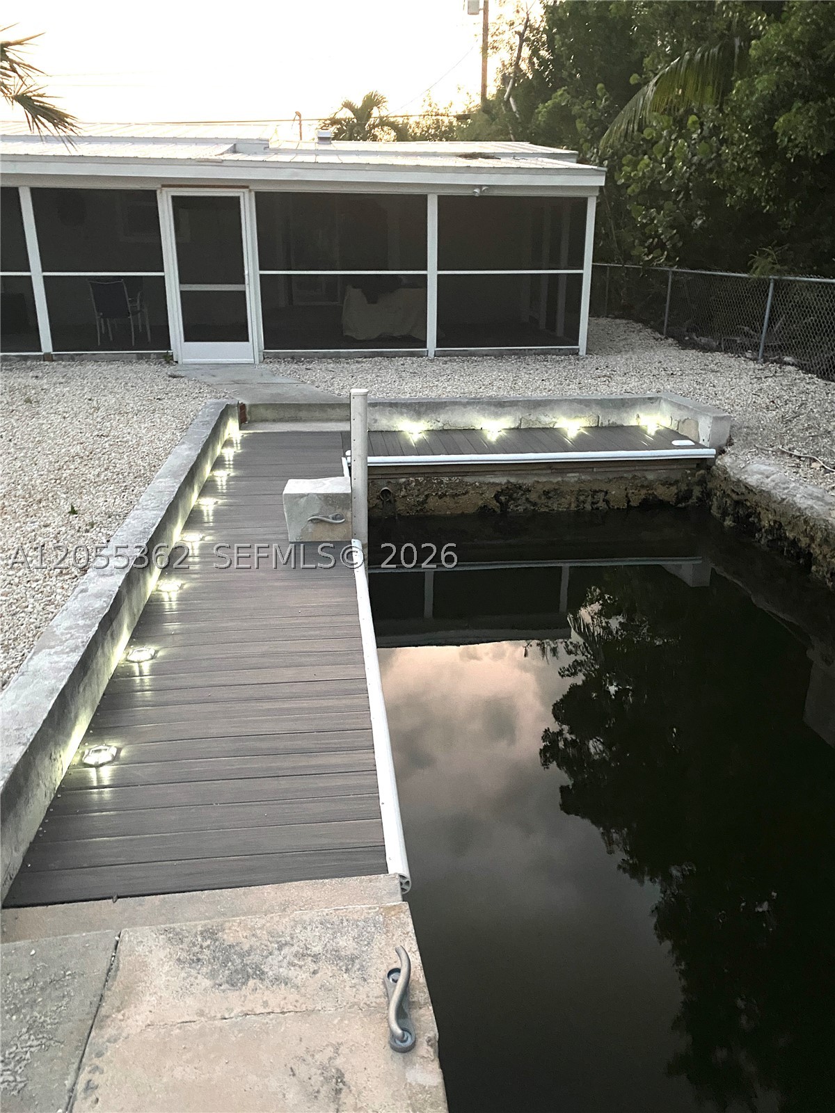BREEZESWEPT BEACH ESTS - Residential Lease