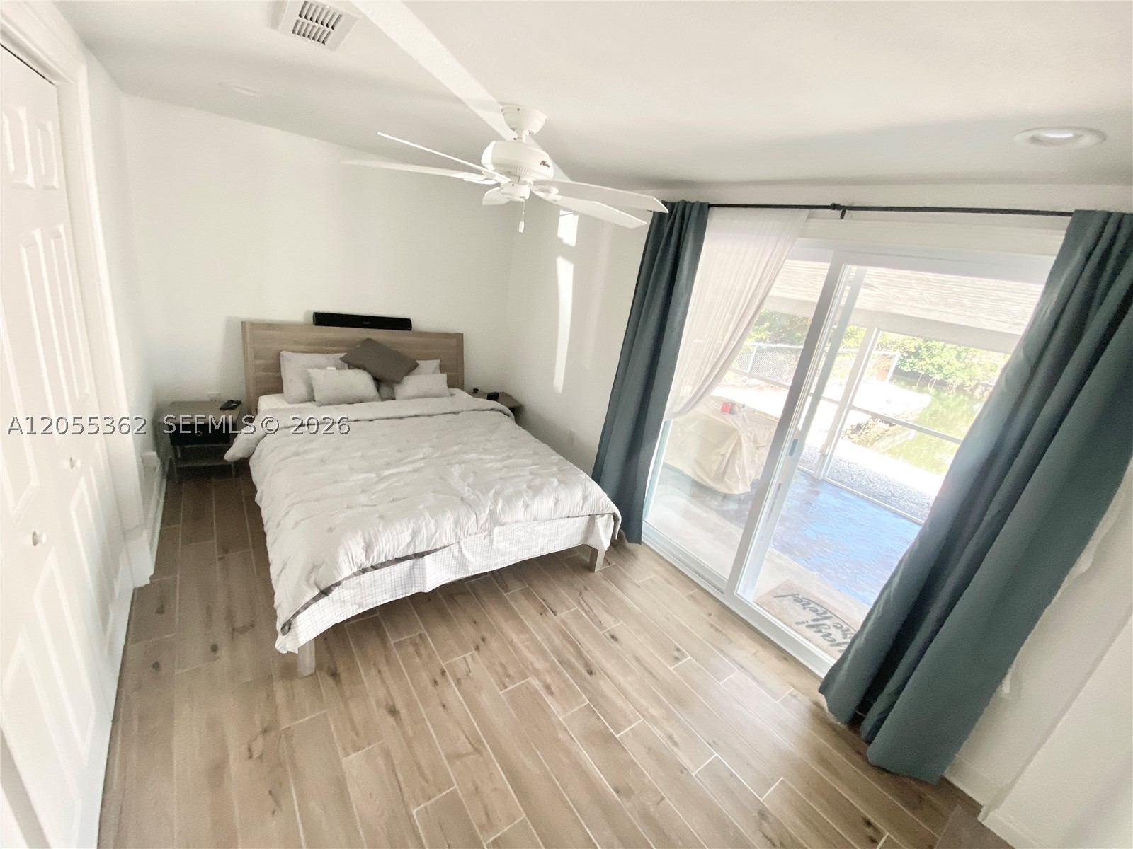 BREEZESWEPT BEACH ESTS - Residential Lease