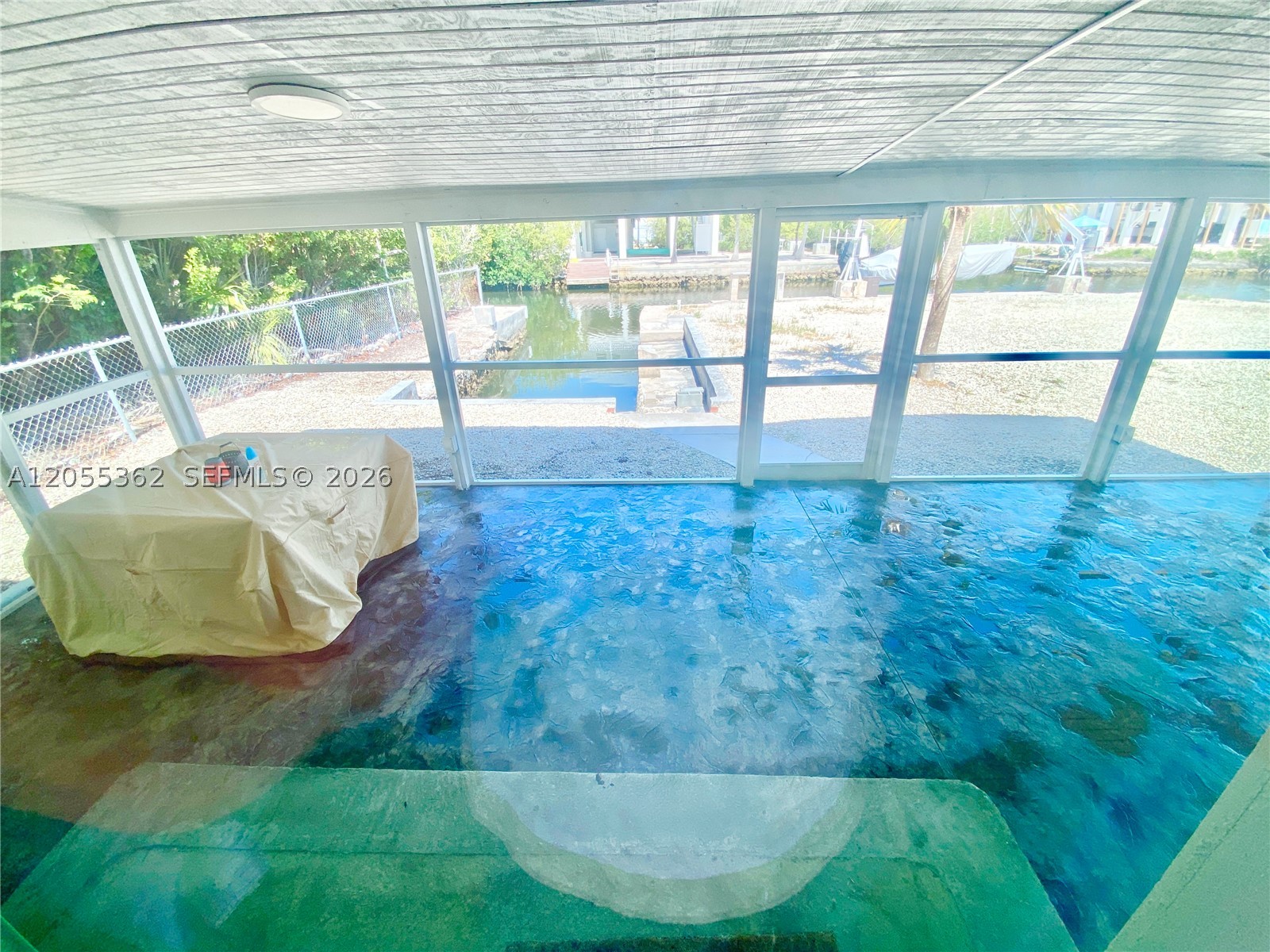 BREEZESWEPT BEACH ESTS - Residential Lease