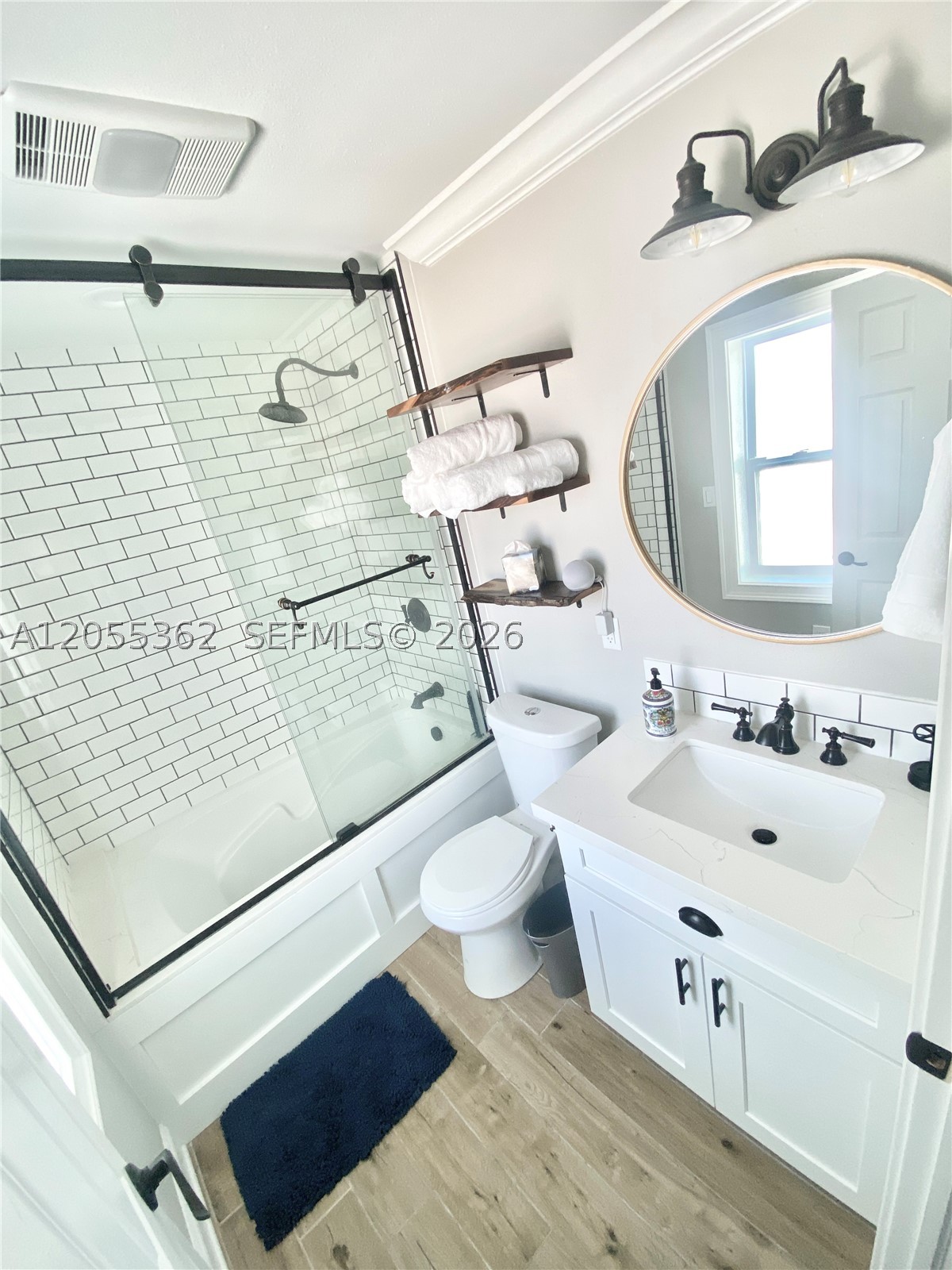 BREEZESWEPT BEACH ESTS - Residential Lease