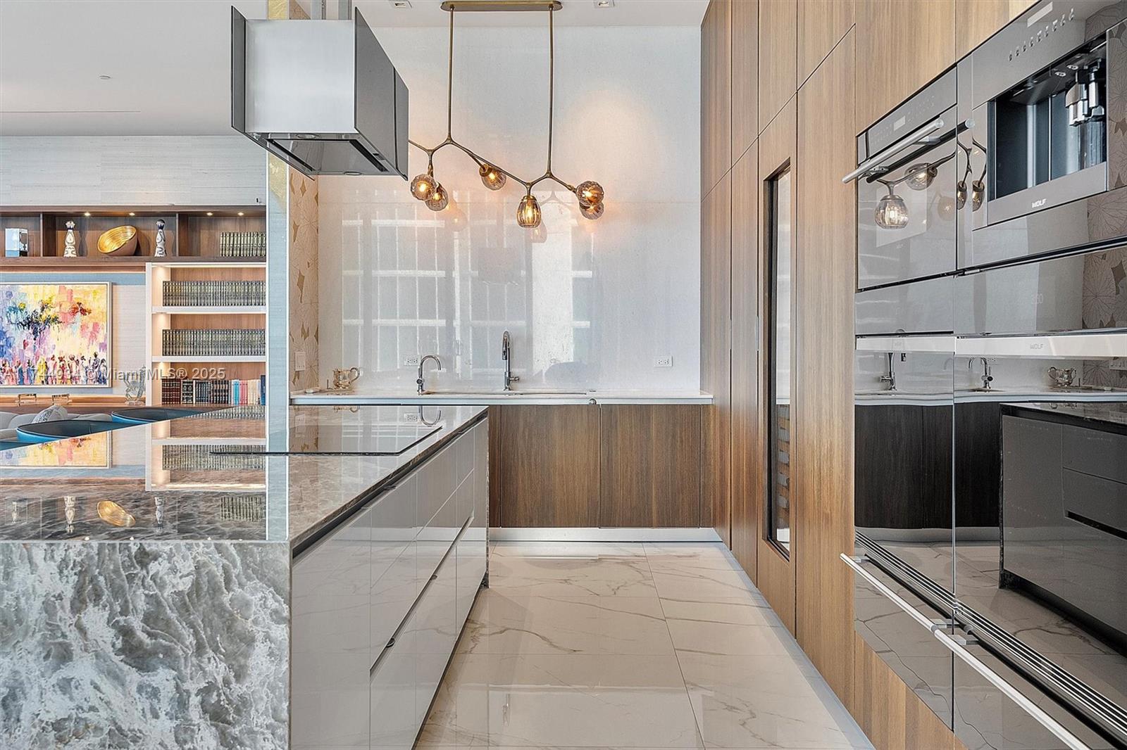 MUSE CONDO - Residential