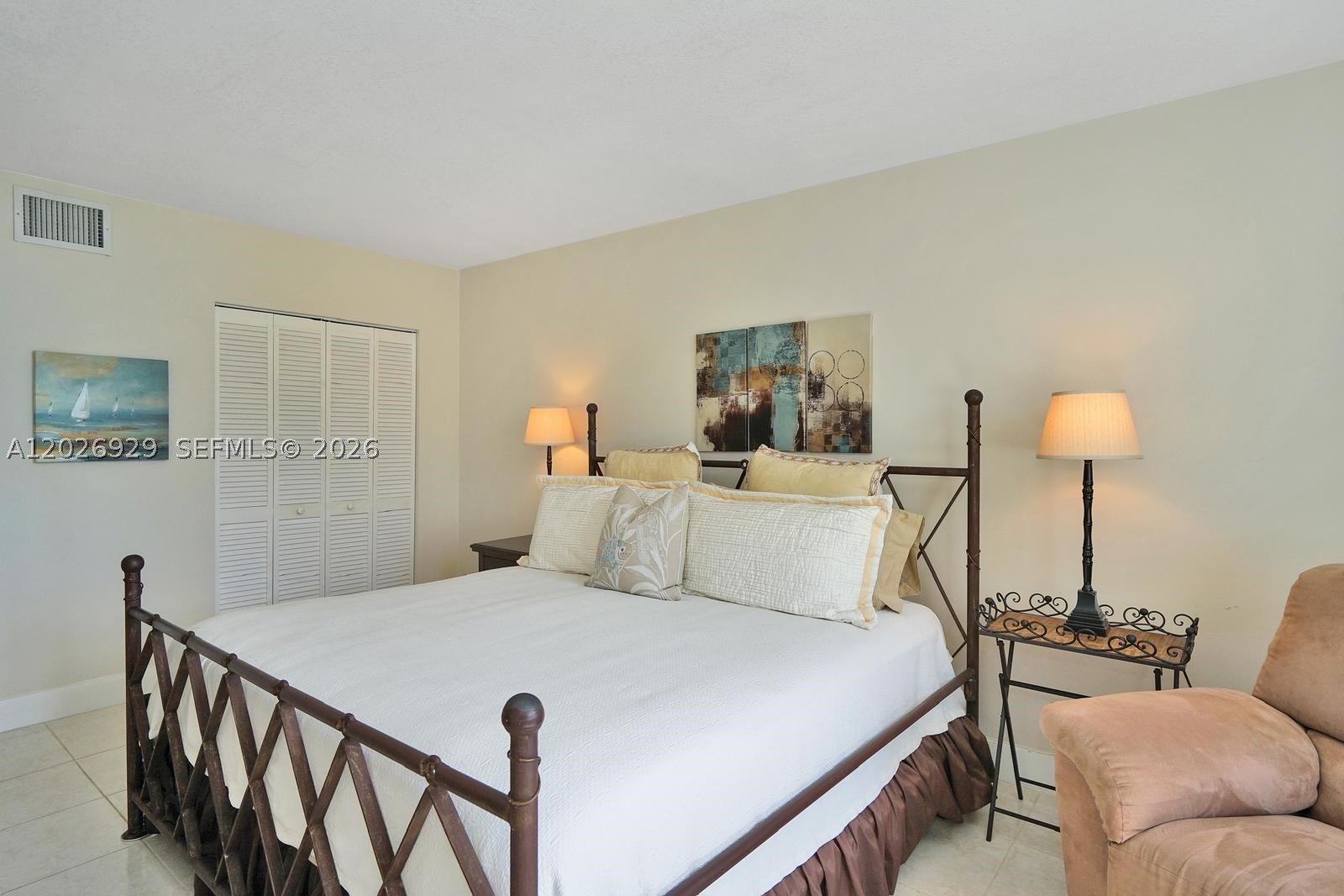SEA AIR TOWERS CONDO - Residential