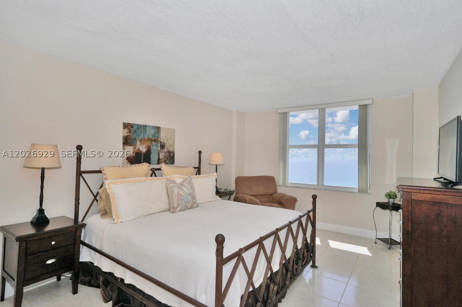 SEA AIR TOWERS CONDO - Residential