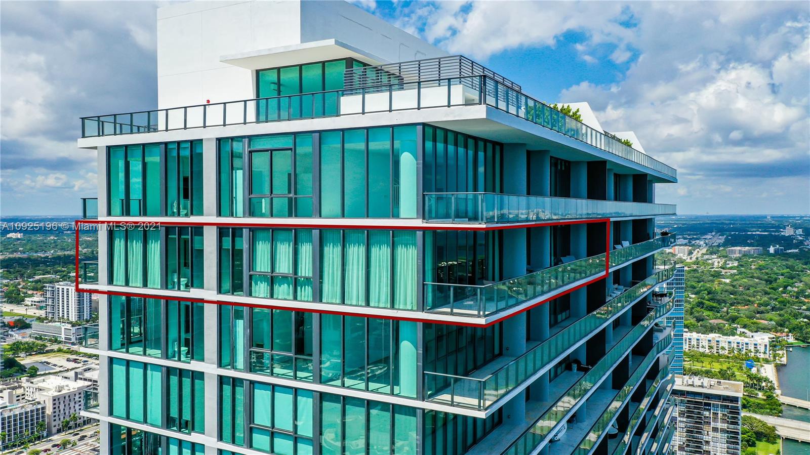 ONE PARAISO CONDO - Residential