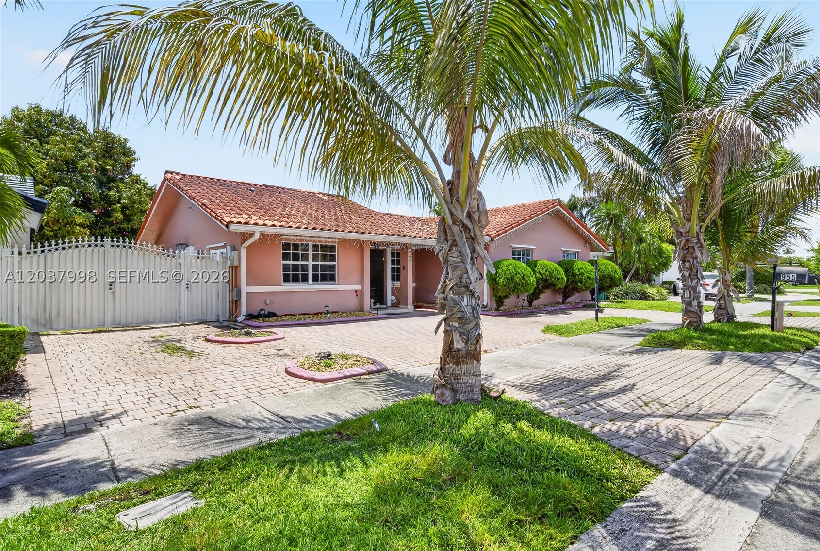 VISTA SUB 1ST ADDN AMENDE - Residential