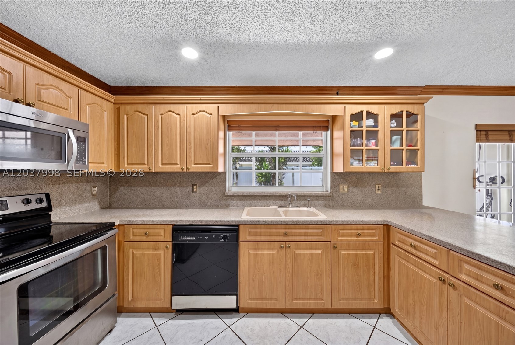 VISTA SUB 1ST ADDN AMENDE - Residential