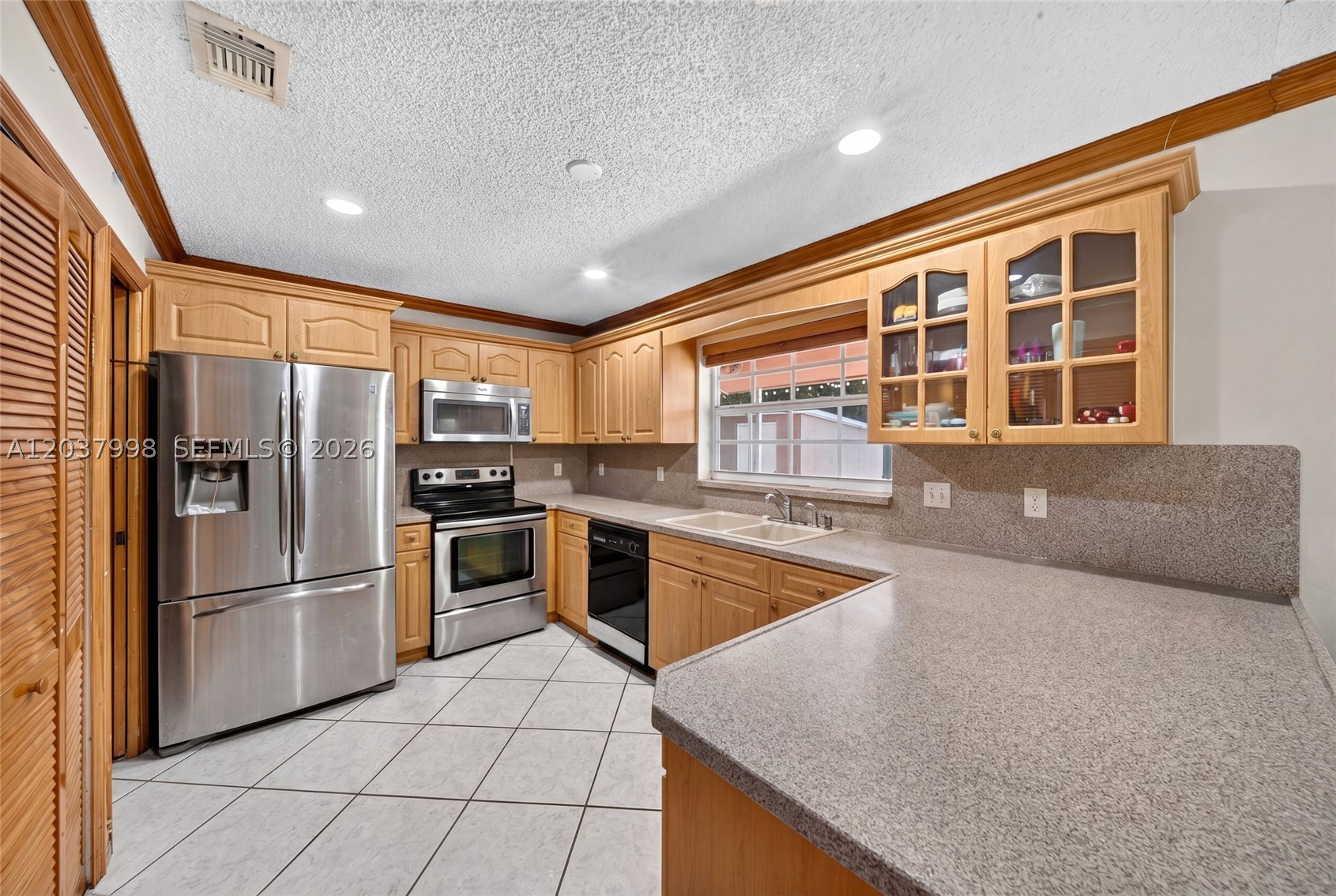 VISTA SUB 1ST ADDN AMENDE - Residential
