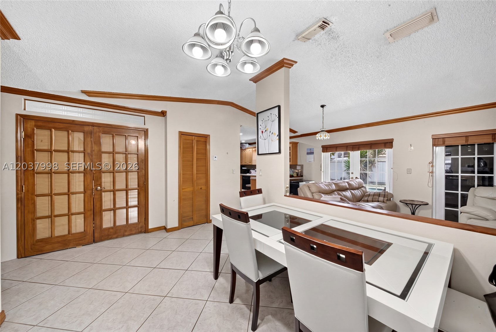 VISTA SUB 1ST ADDN AMENDE - Residential