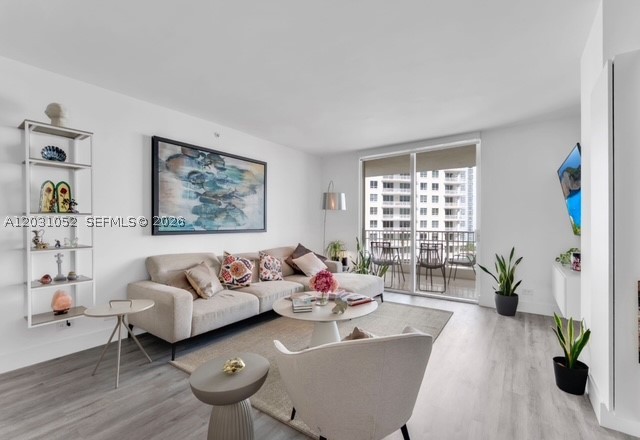 COURVOISIER COURTS CONDO - Residential Lease