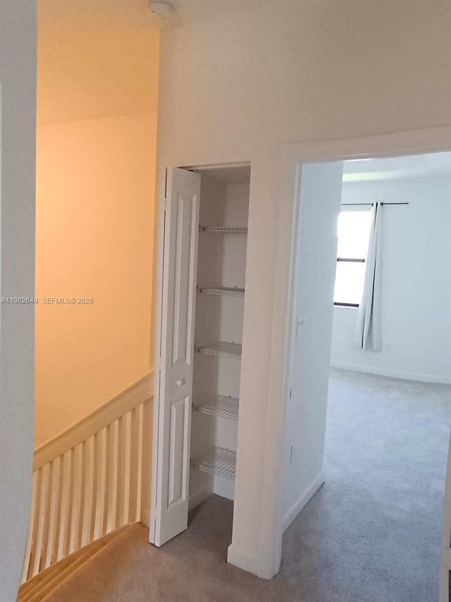 PINE ISLE - Residential