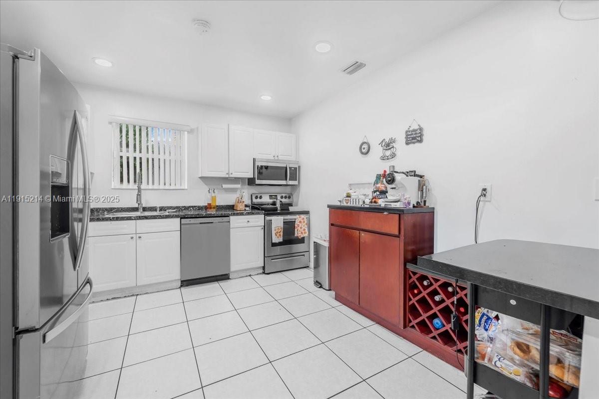 1ST ADDN TO PANULETA GARD - Residential