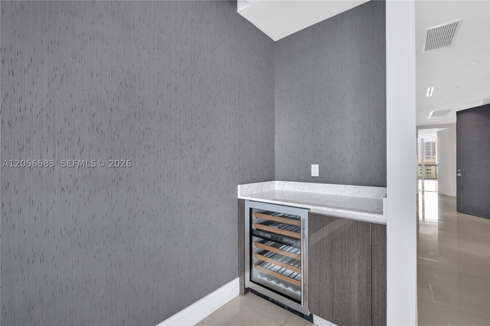 ECHO CONDO AVENTURA - Residential