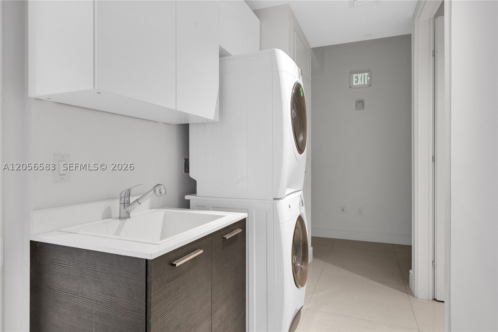 ECHO CONDO AVENTURA - Residential