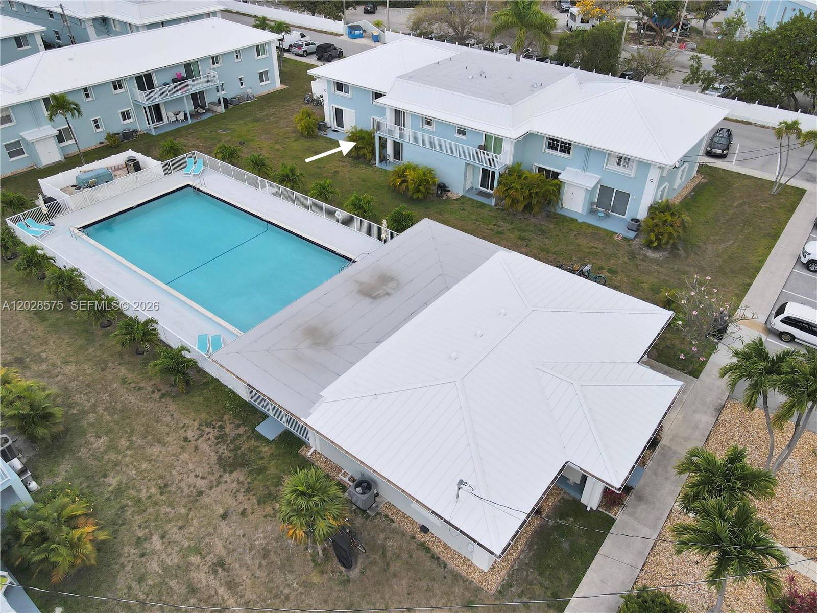 PLANTATION VILLAS I CONDO - Residential
