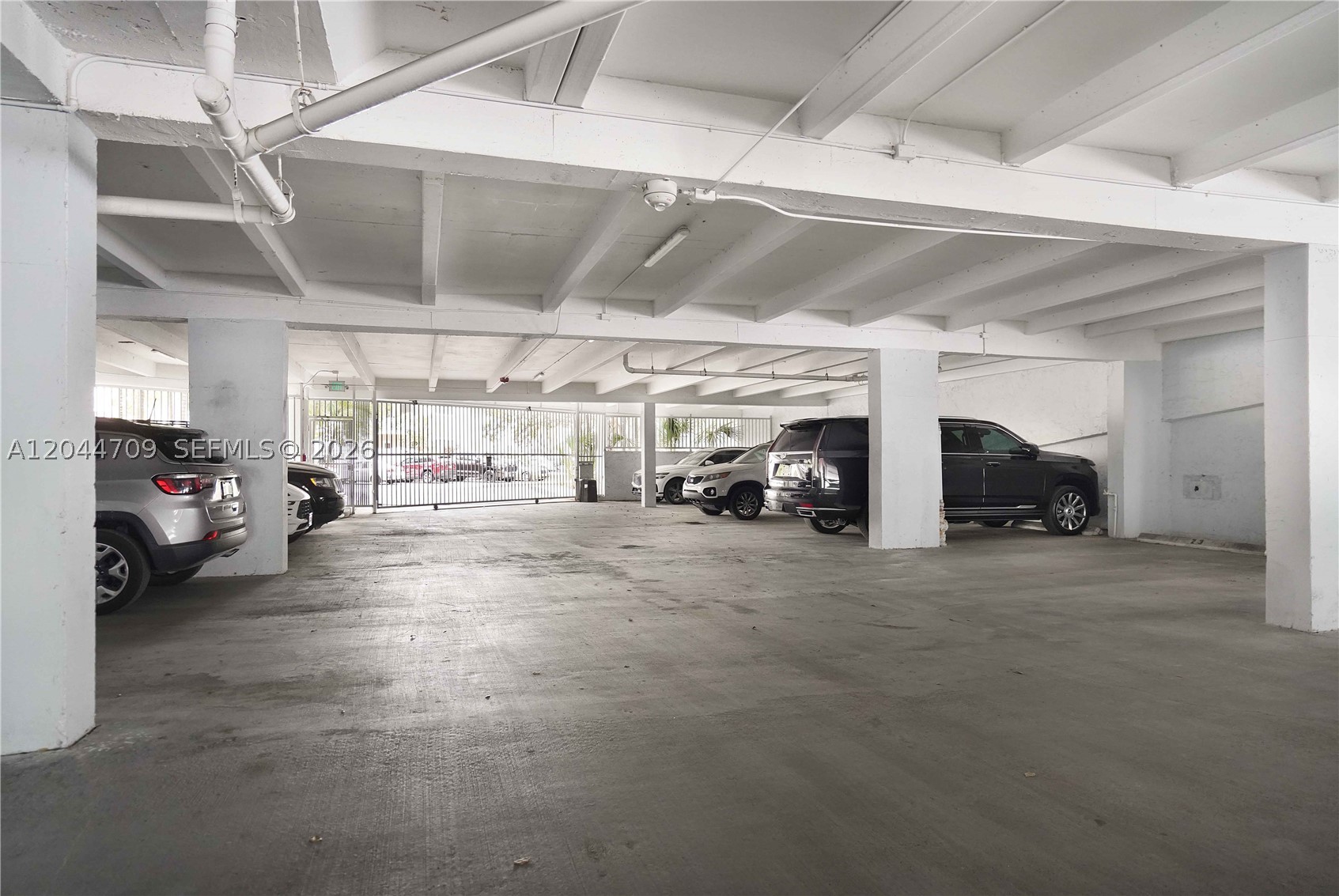 STANTON HOUSE CONDO - Residential