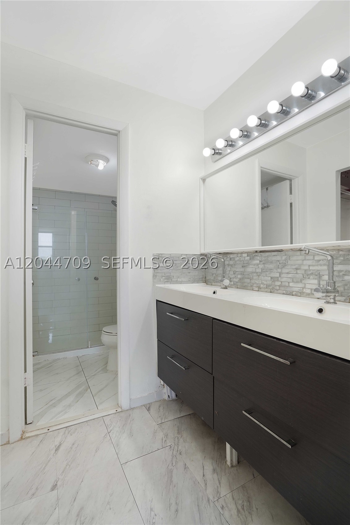 STANTON HOUSE CONDO - Residential