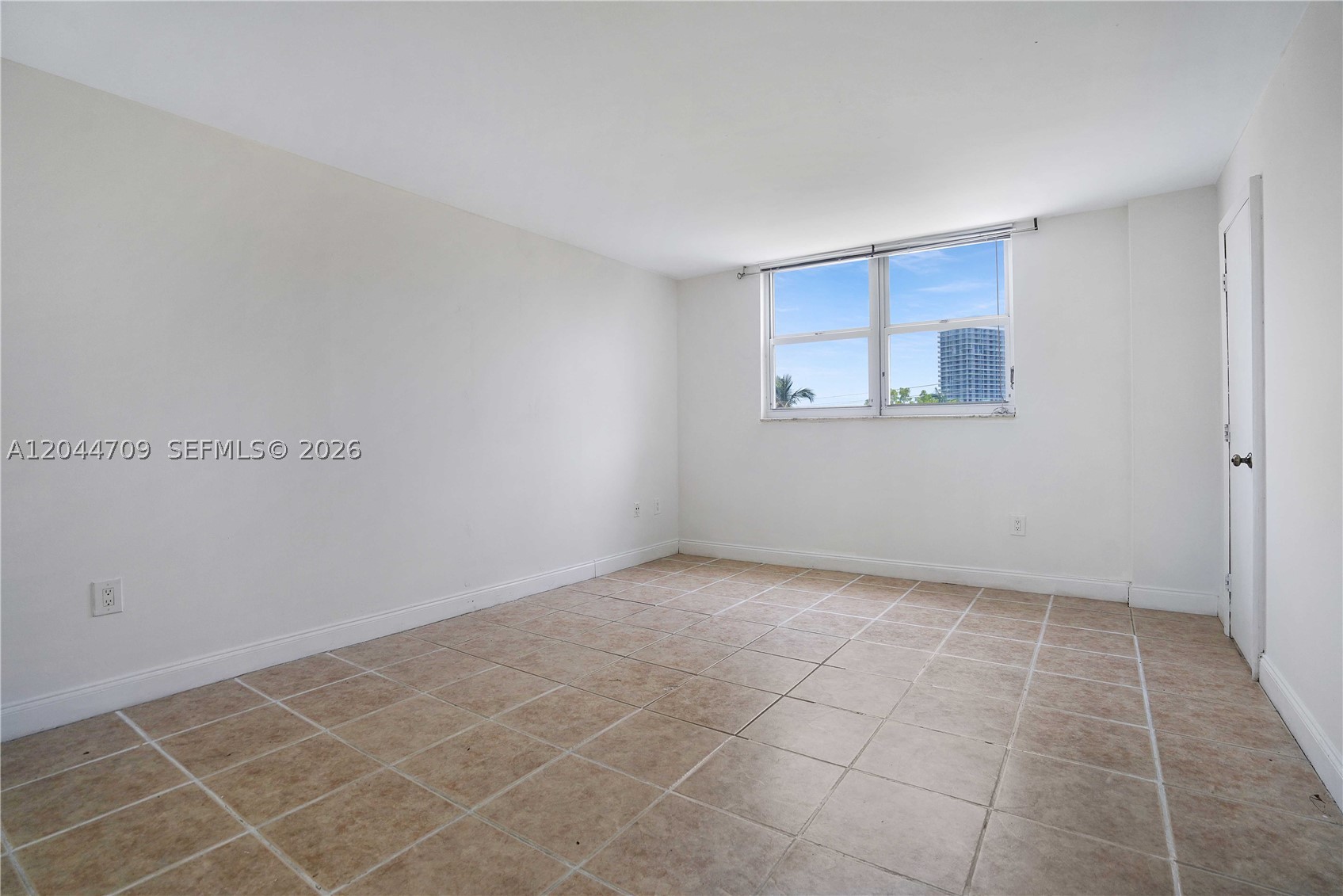 STANTON HOUSE CONDO - Residential