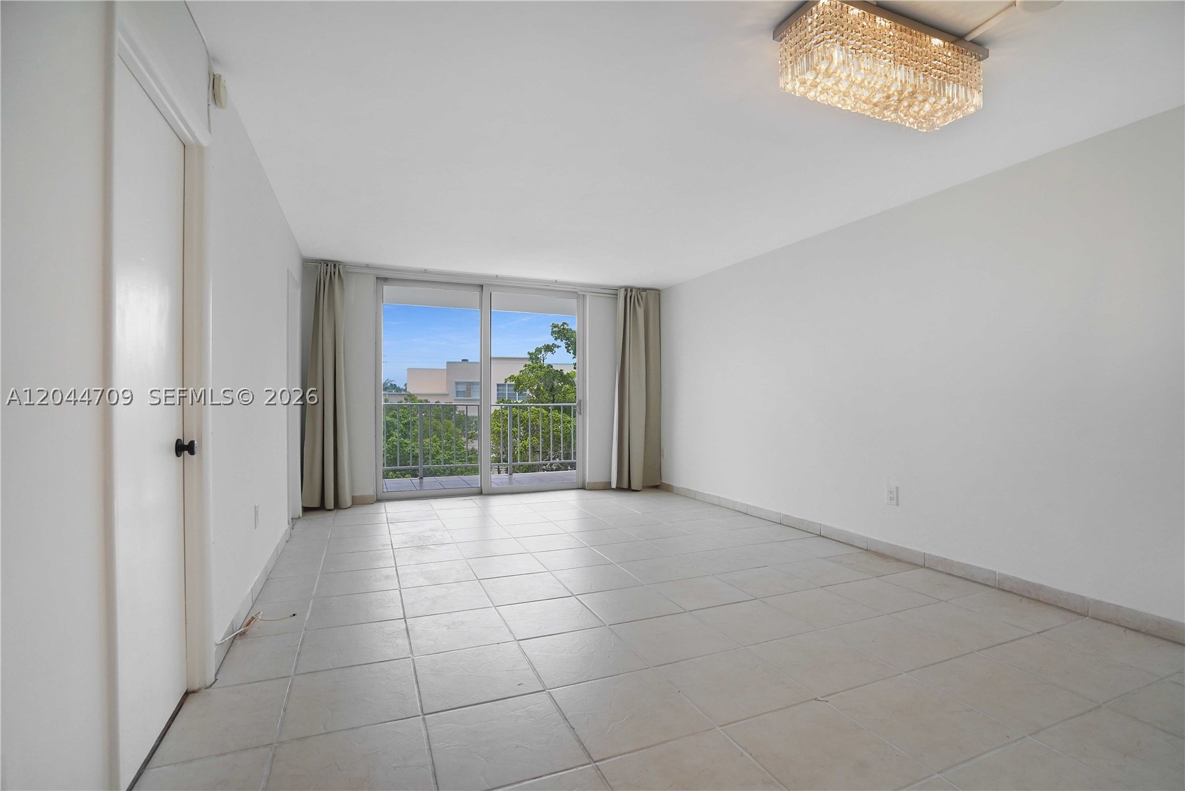 STANTON HOUSE CONDO - Residential