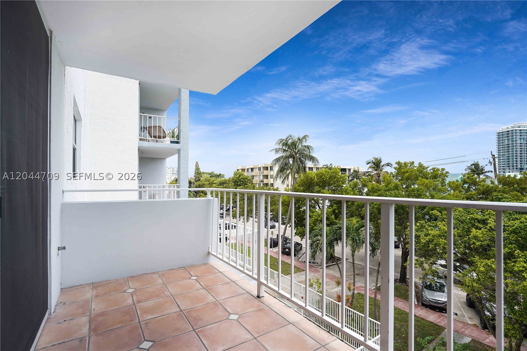 STANTON HOUSE CONDO - Residential