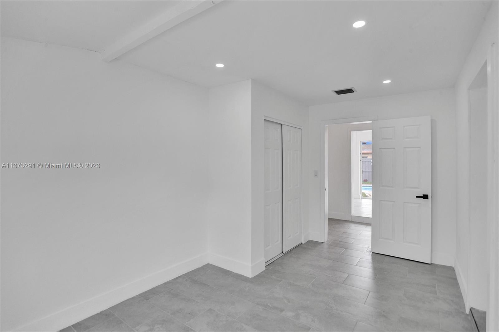 NORTH ANDREWS TERRACE FIR - Residential