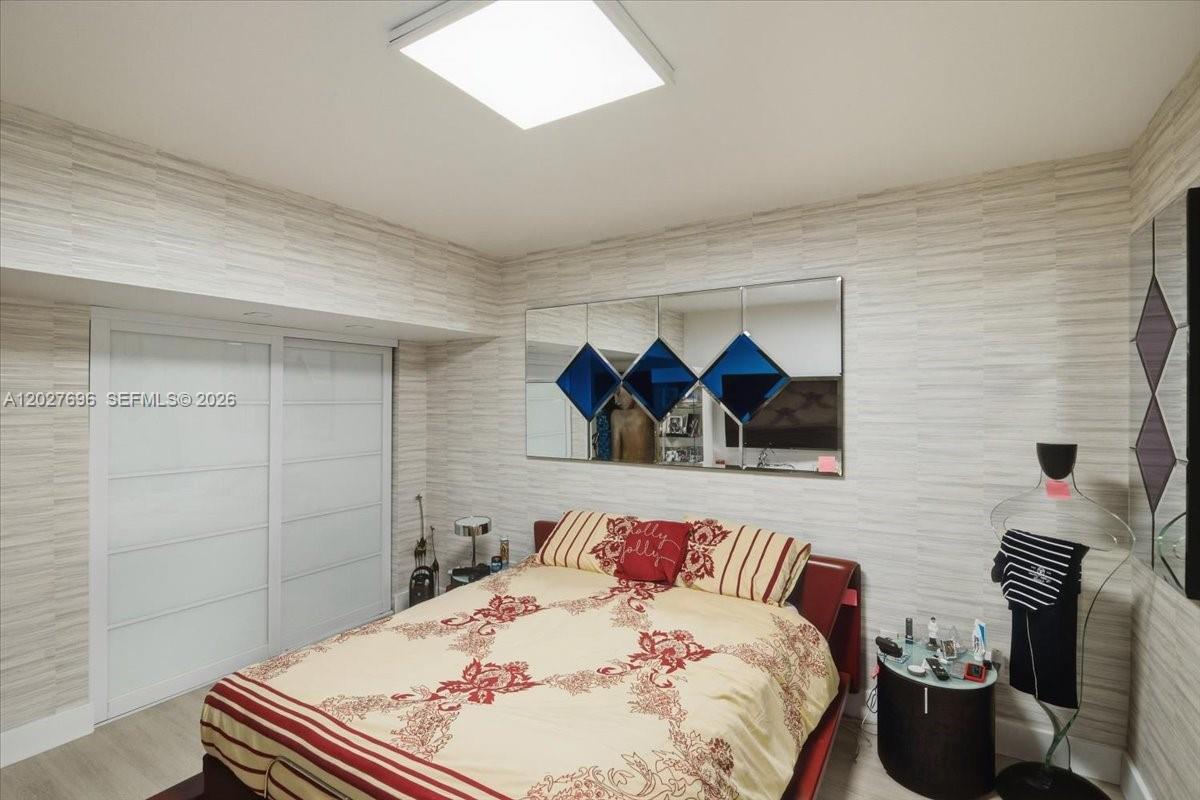 COSTA DEL SOL CONDO P - Residential